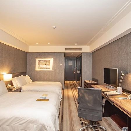 テイ ランディス ホテル タイナン【ペット可】 台南 エクステリア 写真 Deluxe Room