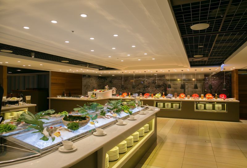 テイ ランディス ホテル タイナン【ペット可】 台南 エクステリア 写真 The buffet at the hotel