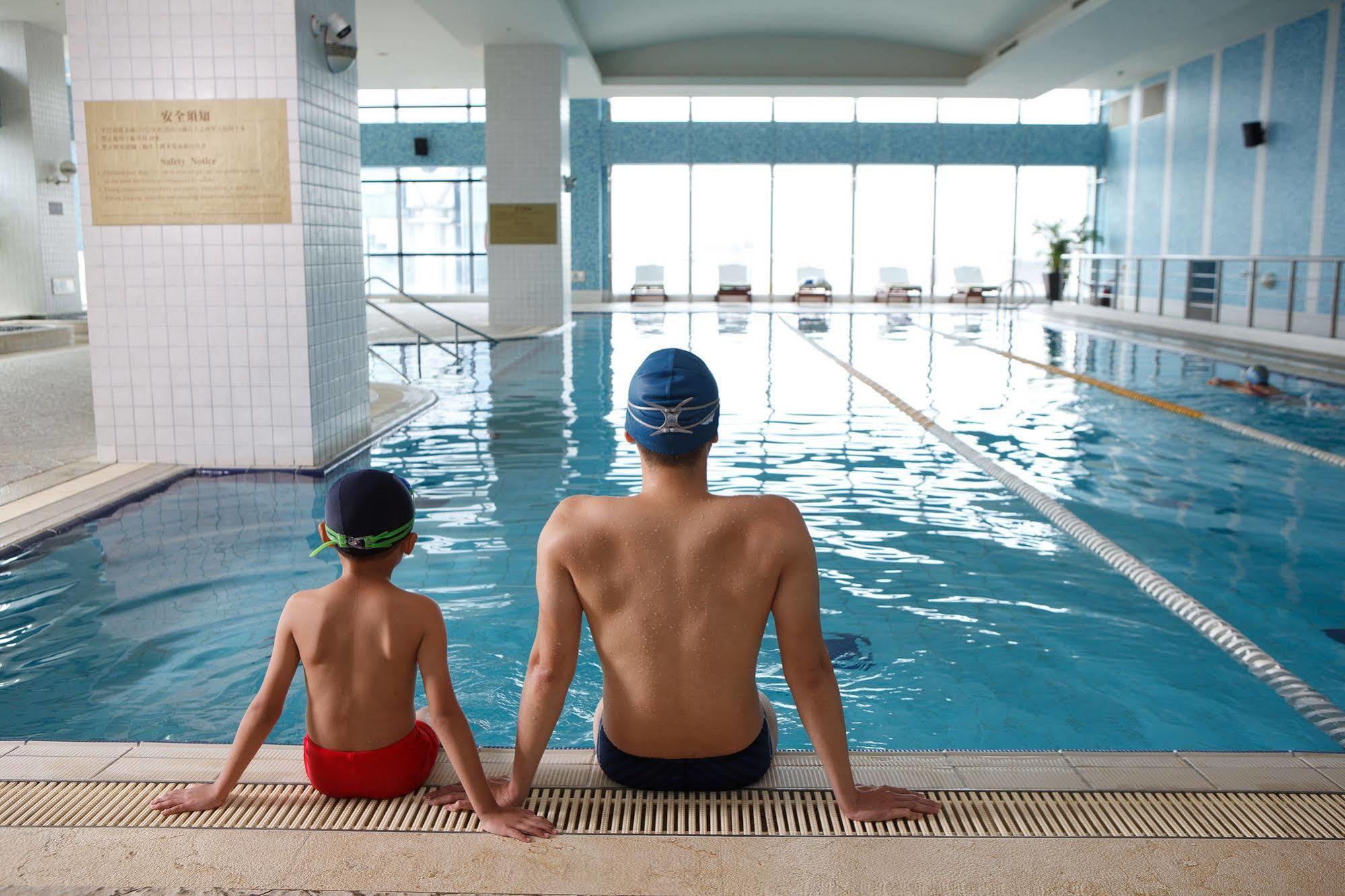 テイ ランディス ホテル タイナン【ペット可】 台南 エクステリア 写真 Swimming pool