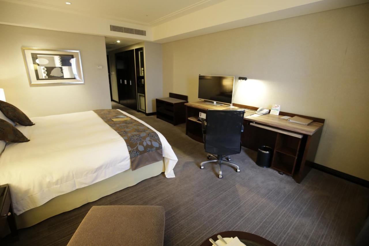 テイ ランディス ホテル タイナン【ペット可】 台南 エクステリア 写真 A room at the hotel